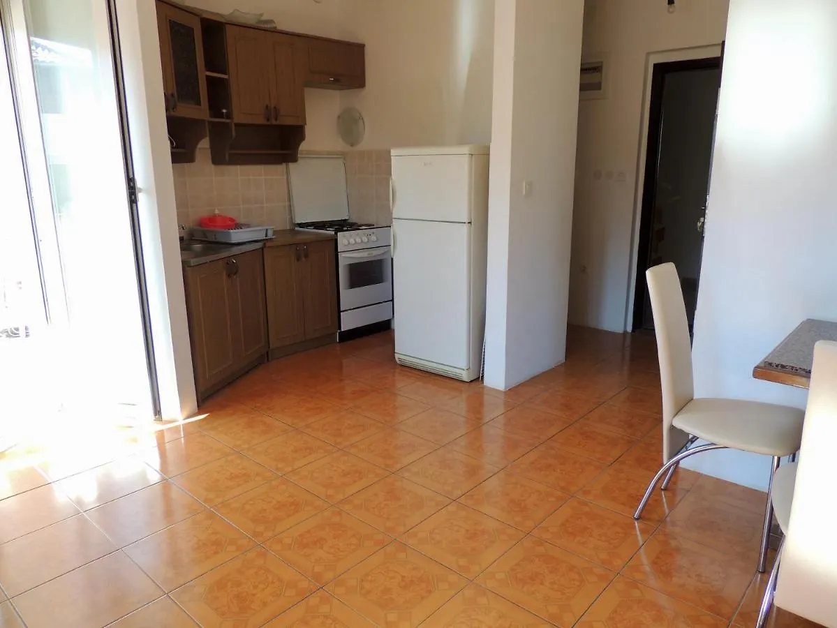 Apartments For Families Pakostane