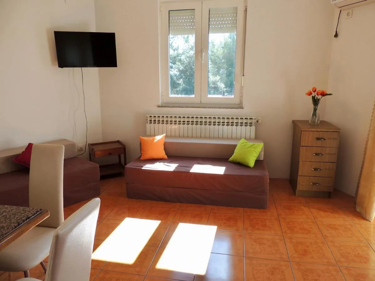 Apartments For Families Pakostane