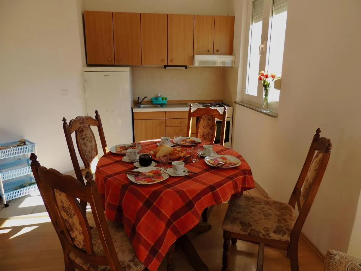 Apartments For Families Pakostane Croatia